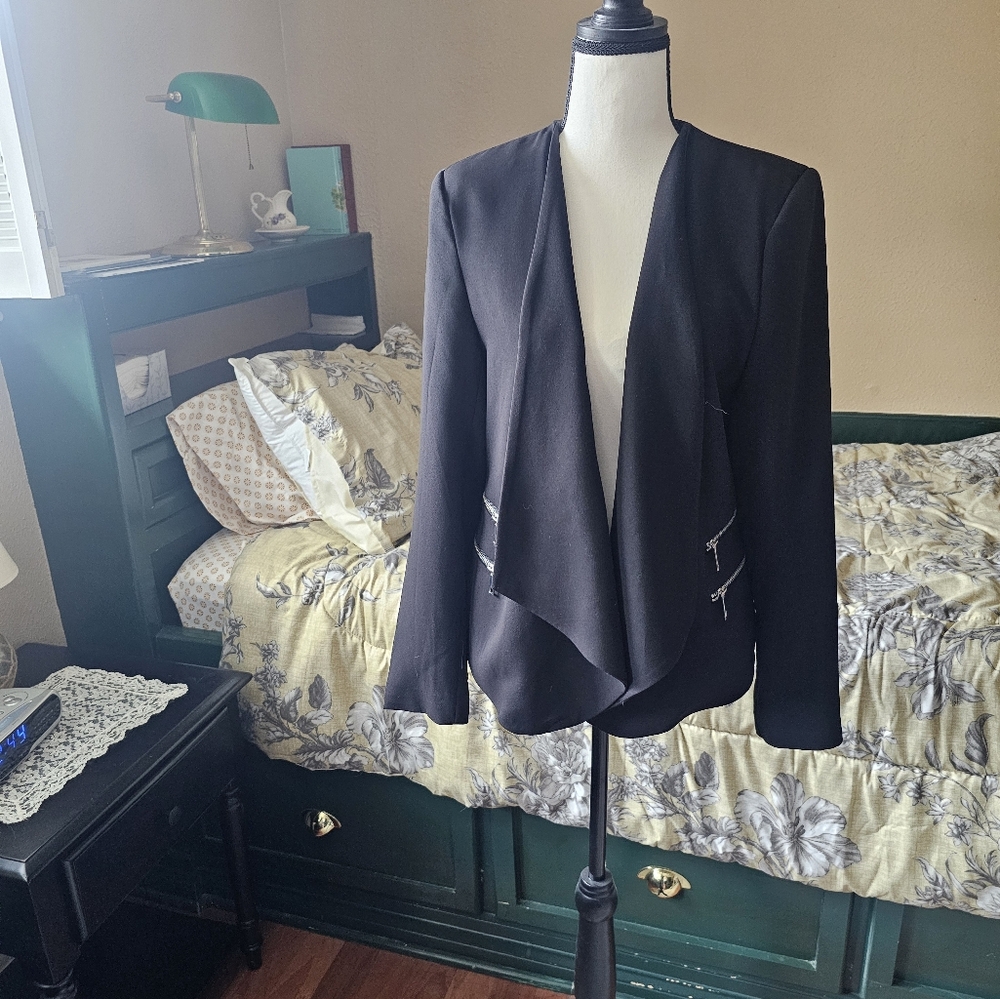 Beautiful black Blazer with silver zipper accents